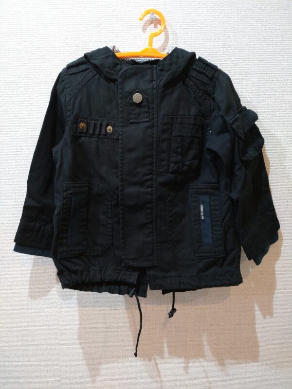 11.【中古】【子供服】アウター　90㎝