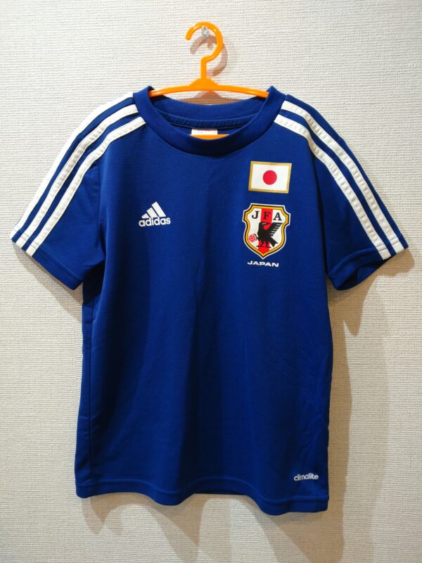 13.【中古】【子供用】サッカーTシャツ　130㎝　