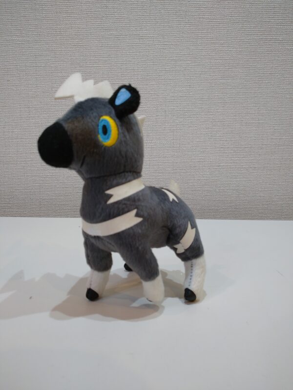 69.【おもちゃ】シママのぬいぐるみ【ポケモン】